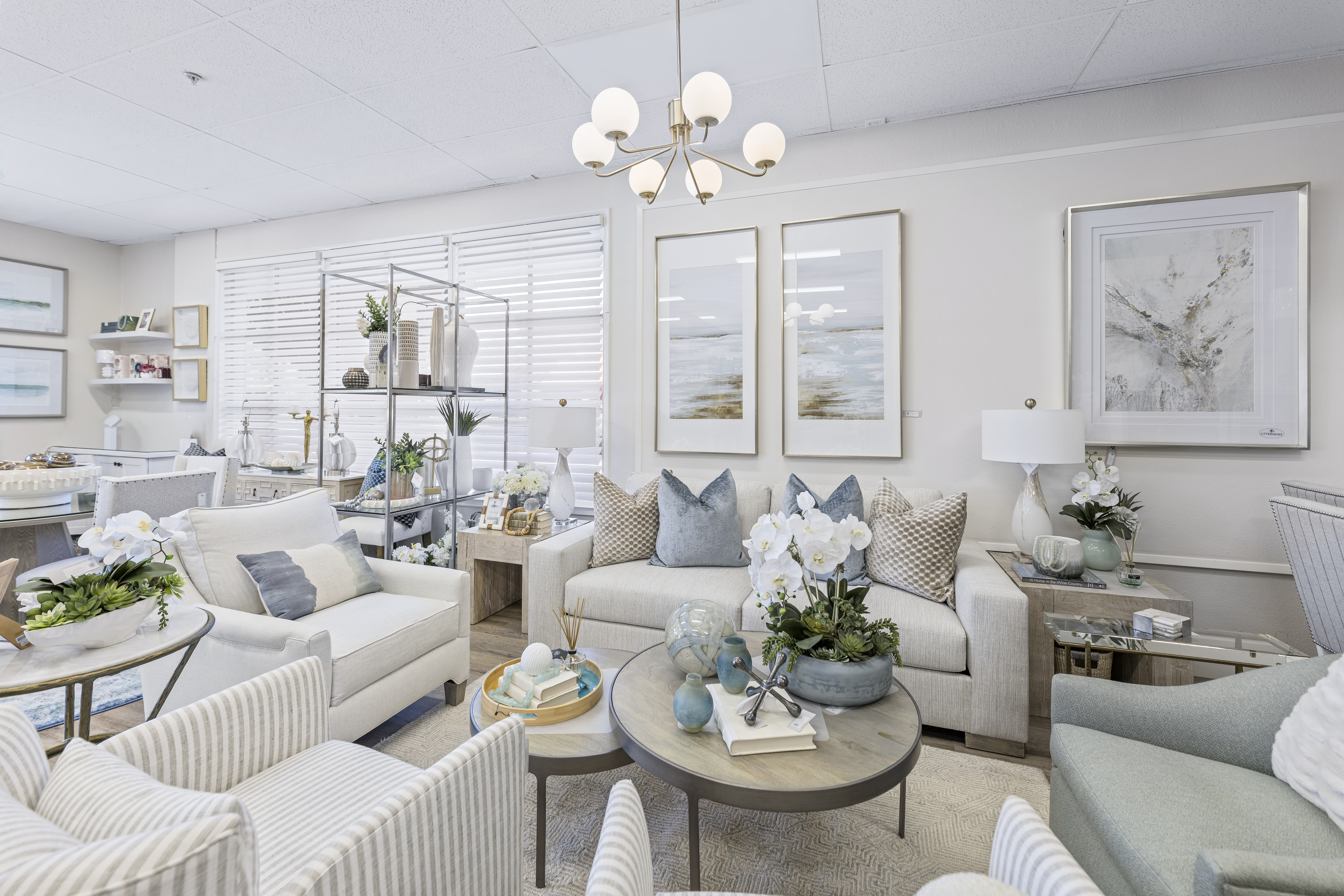 Lavish Home Decor Store